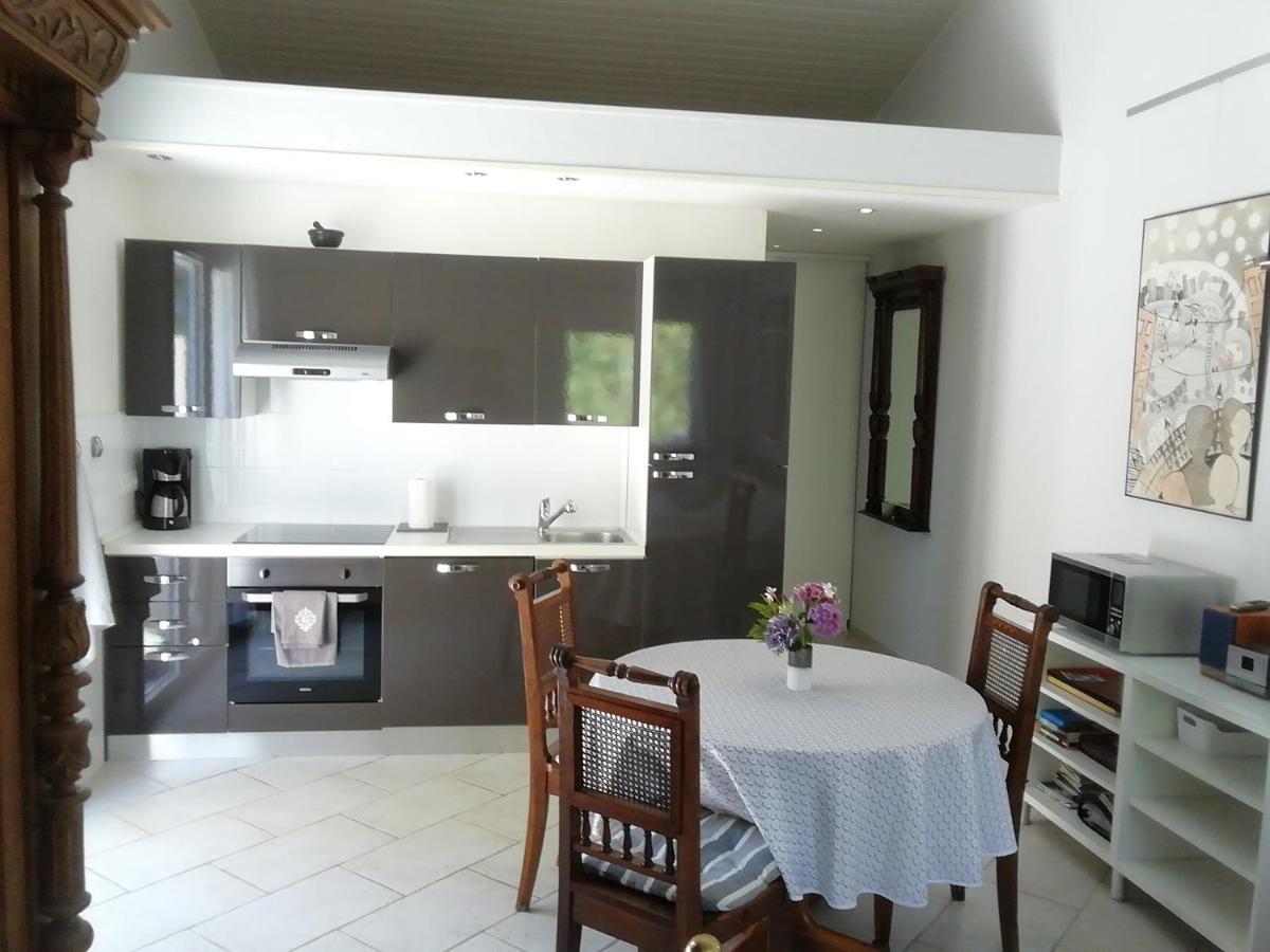 Le Quatorze Appartement Laroque-des-Albères Buitenkant foto