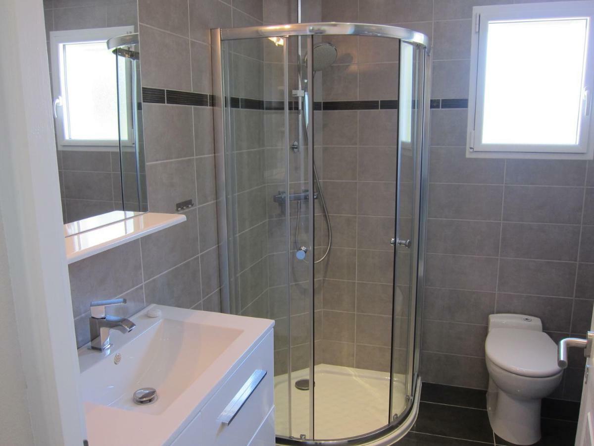 Le Quatorze Appartement Laroque-des-Albères Buitenkant foto